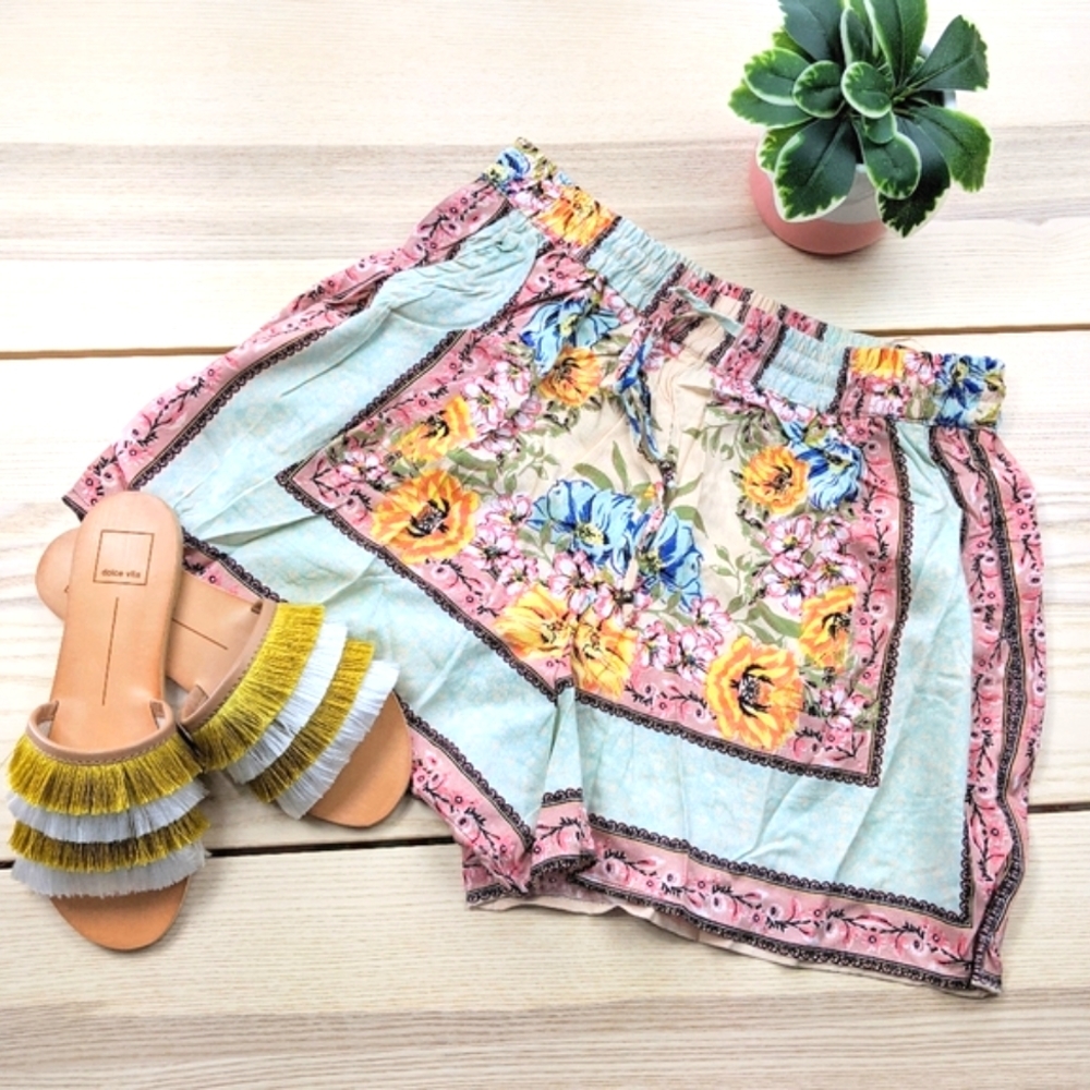 FINAL SALE 🆕🌿boho BOUTIQUE SHORTS🌿